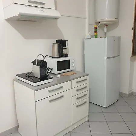 Apartment Plein Centre Avec Ascenseur Vienne (Isere)